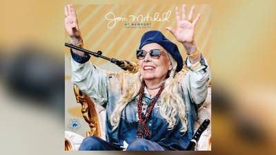 Joni Mitchell shares “A Case of You” from 'At Newport' live album