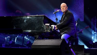Billy Joel joined by ZZ Top’s Billy F. Gibbons at MSG residency