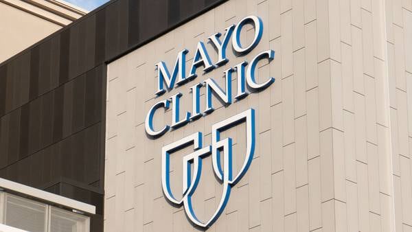 Coronavirus: More than 900 Mayo Clinic staff test positive for COVID-19 in past 2 weeks